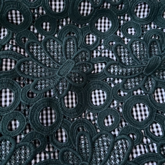 Maeve (anthropology) shirt - Picture 4 of 4